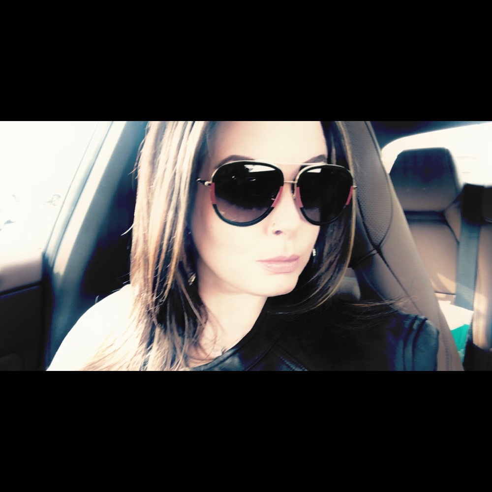 Meet your Posher, Christina